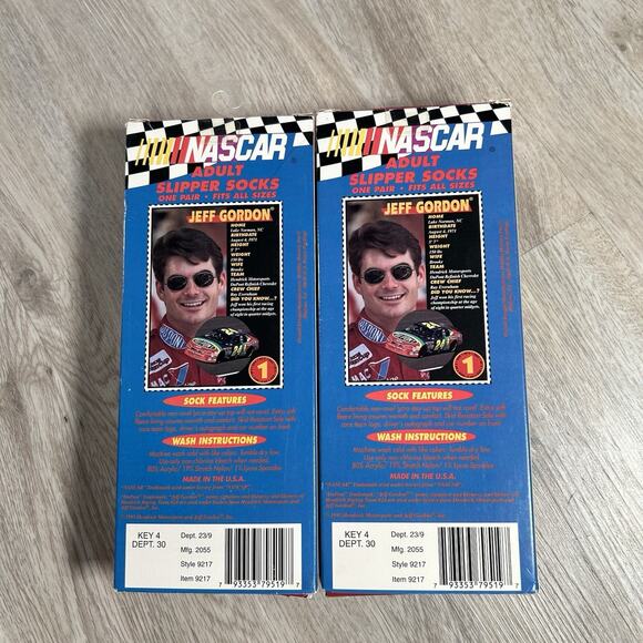Vintage 1995 Jeff Gordon NASCAR Socks NEW Dupont Racing Red‎ Lot of 2 Pair - Picture 2 of 6